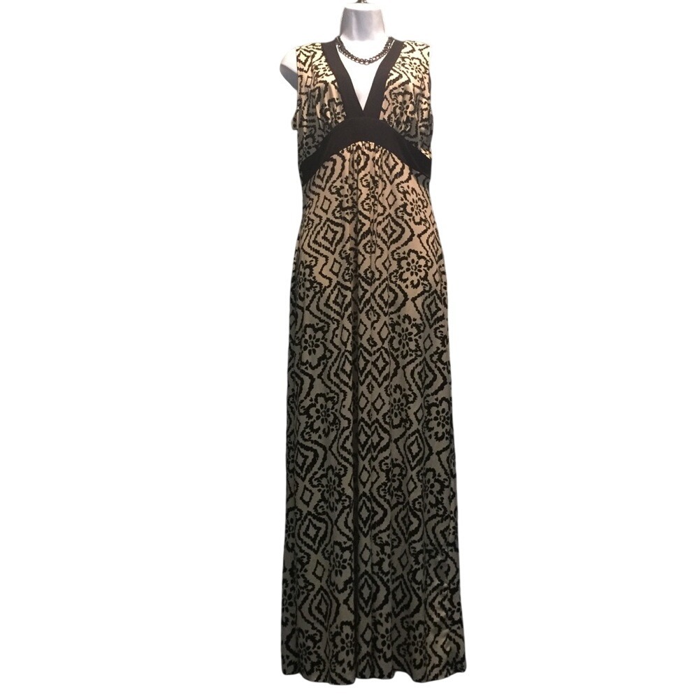Black Cream Damask Print Empire Waist V-Neck Sleeveless Maxi Dress Formal Gown